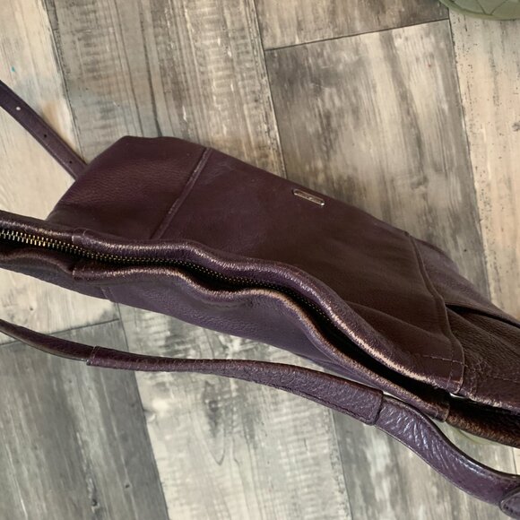 Coach Chicago Burgandy Purple Pebble Leather Hobo Crossbody Bag, Large purse. - Picture 3 of 8